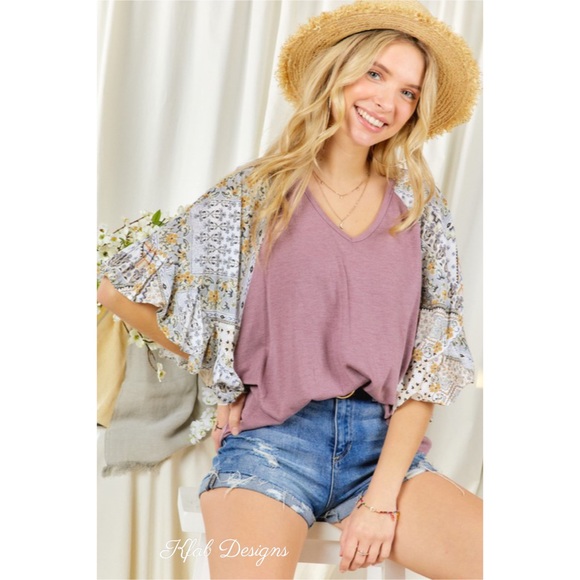 Tops - ❤️LAST 2! V Neck Scarf Print Flutter Bell Sleeve Top!